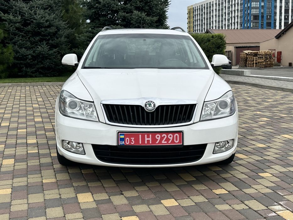 Шкода Октавія  2013 рік 1,6 бензин MPI + ГБО4 механіка Skoda Octavia A5 октавия