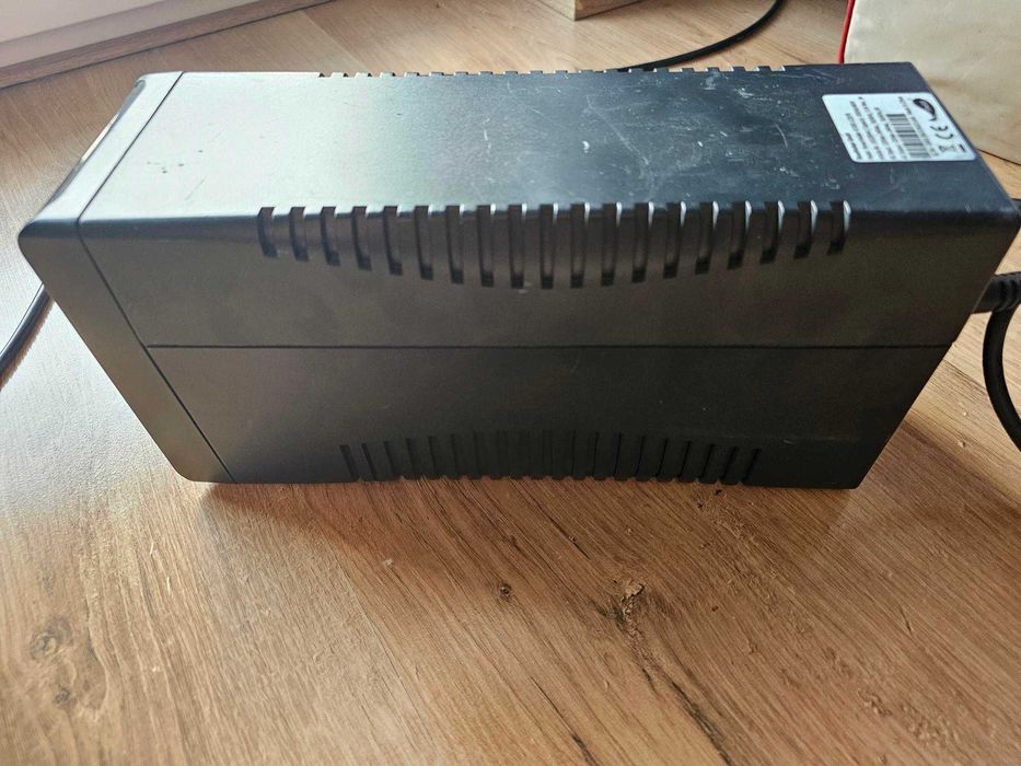 UPS Power Walker VI 850 LCD/FR