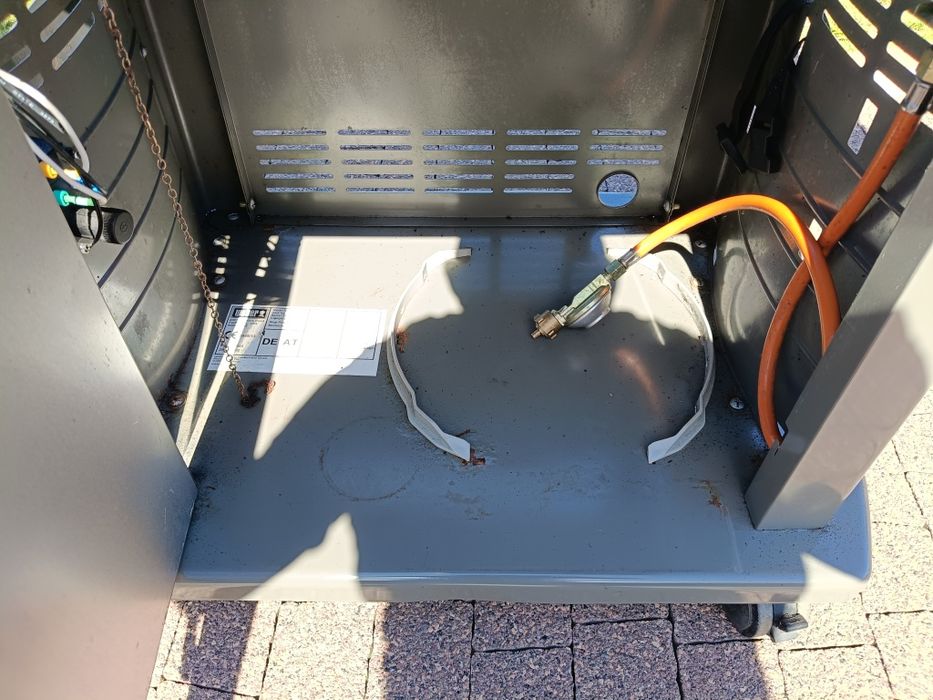 Grill gazowy konkret weber   tanio ciężki