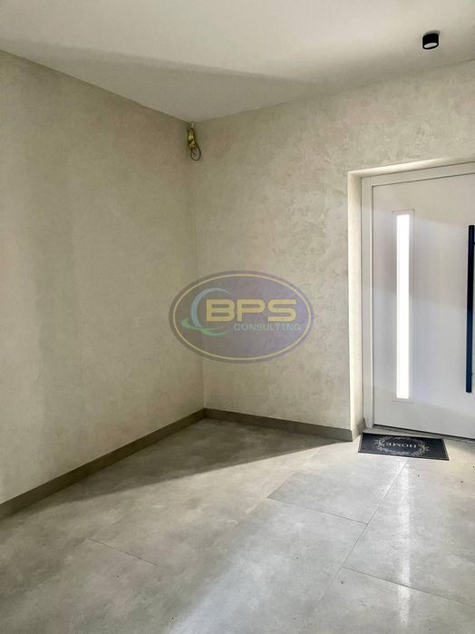 Новий сучасний будинок біля моря. Без %