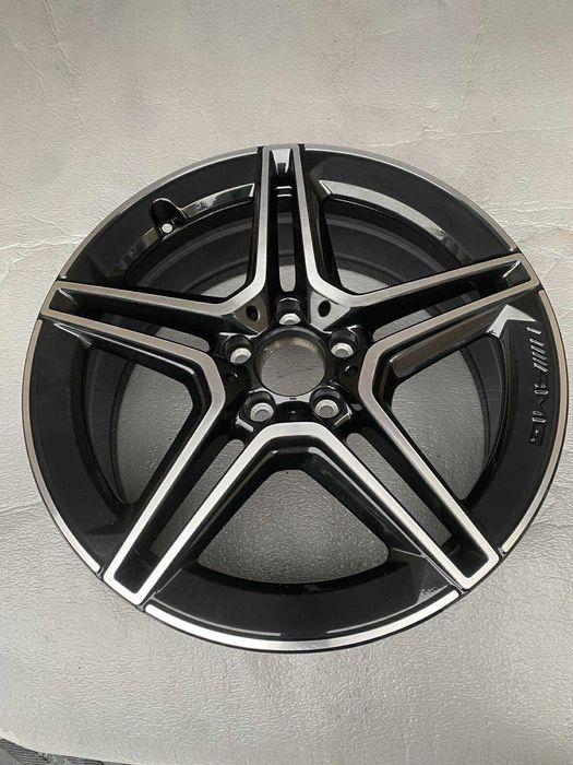 Mercedes GLA GLB W247 Pojedyńcza Felga 19