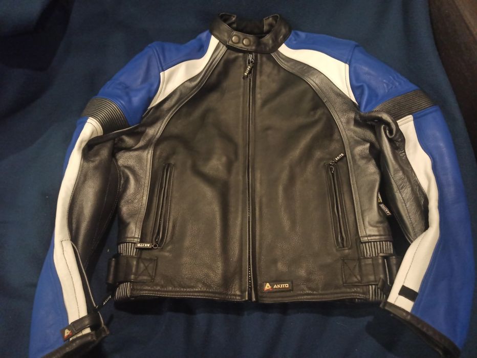 Casaco para motard AKITO em pele. Novo