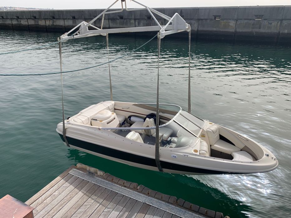 Bayliner Capri 1850 Mercruiser 145HP c/ Atrelado