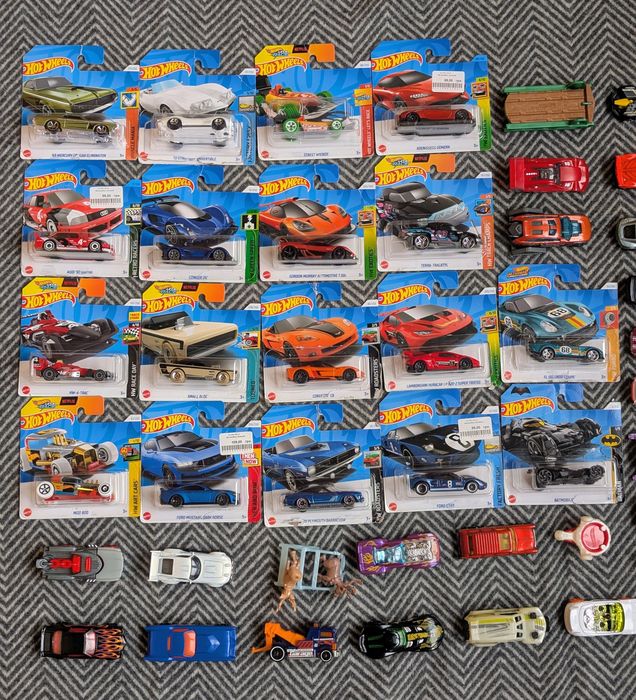 Ціна за всі поштучно не продаю хот вілс машинки hot wheels Netflix Rac