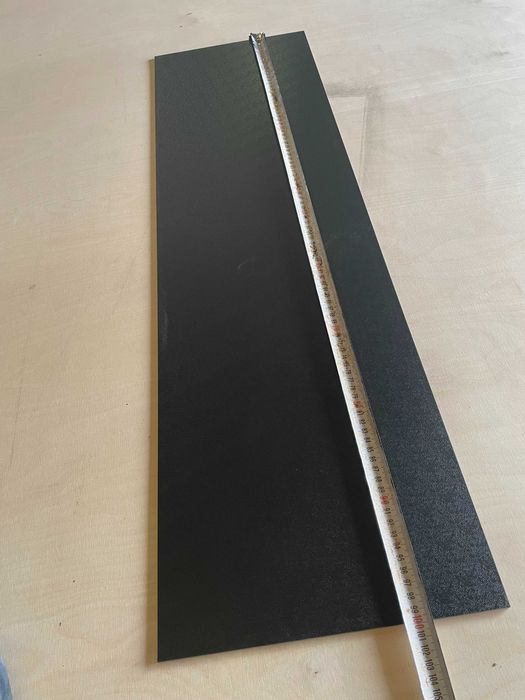 Продам ділові куски  чорного АБС пластику 3 мм