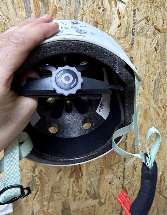 Kask, rowerowy na hulajnogę Frozen Anna Elsa skate