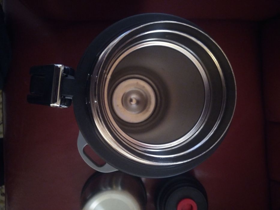 Термос металевий