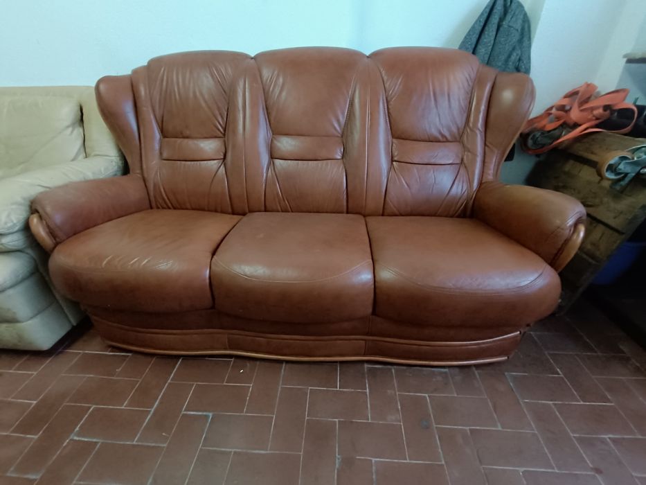 Sofa dois e três assentos usados