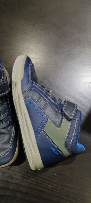 Bota de criança GEOX em muito bom estado