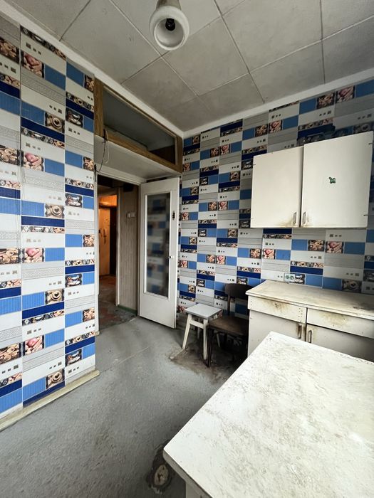 Продам двухкомнатную квартиру ул.Бучмы