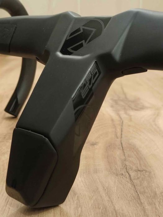 Guiador integrado Shimano PRO Vibe EVO Carbon "NOVO"