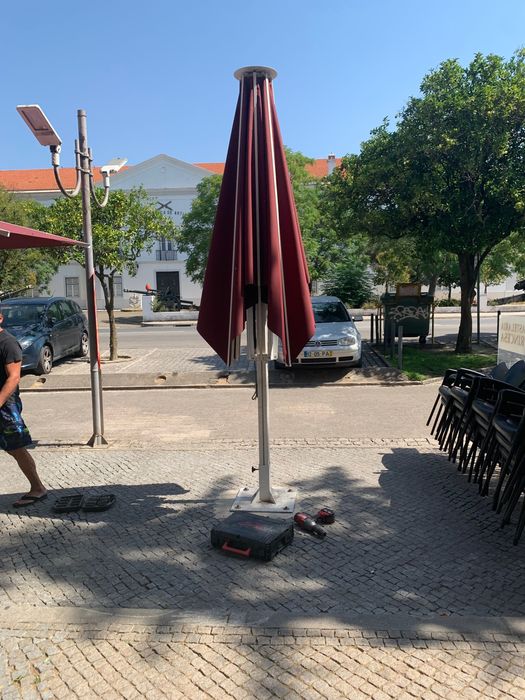 Chapéus de sol quadrados, para esplanada, dois (2)