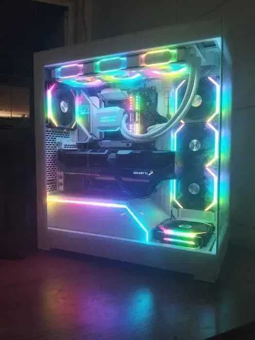 torre gaming - ryzen 9 7950X3D - RTX 5080 - 64GB - 1TB