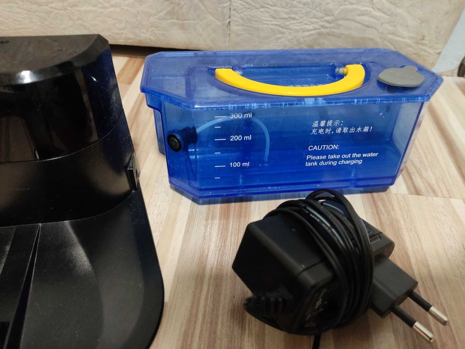 Odkurzacz typu Roomba z funkcją mopowania iLife v7s plus