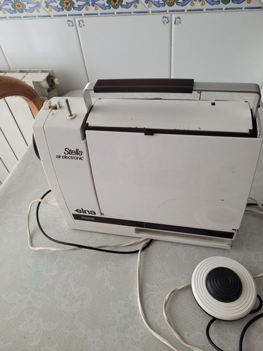 Máquina de costura