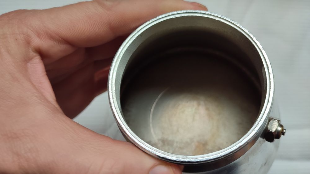 Продам гейзерну кавоварку