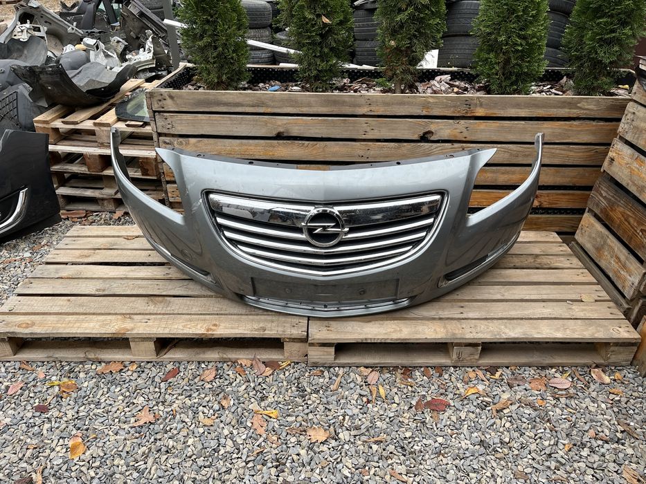 Бампер передній Opel Insignia 08-13р. 13239031 Z179