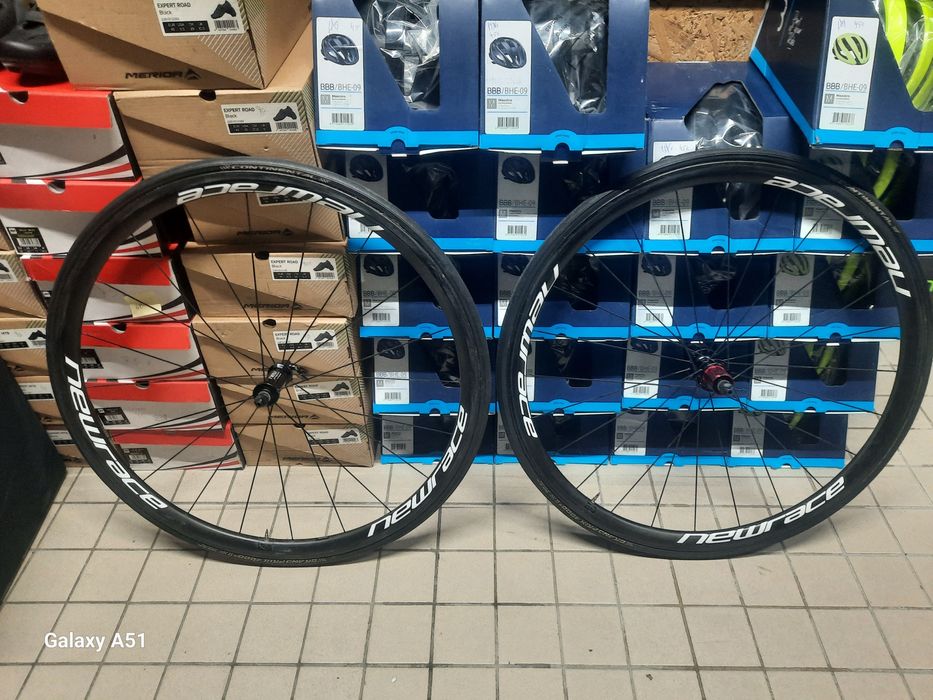 New race carbono  estrada super leves