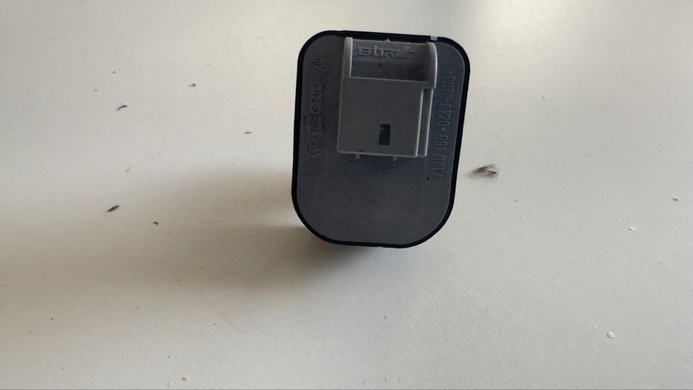 Botao dos quatro piscas audi a4 b6 ou b7