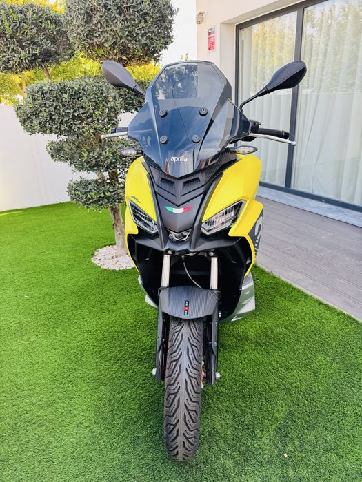 Aprillia SR GT sport 125
