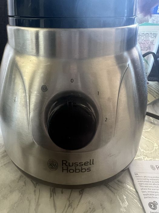 Блендер , ледокол, шейкер RUSSELL HOBBS Steel Jug & Personal