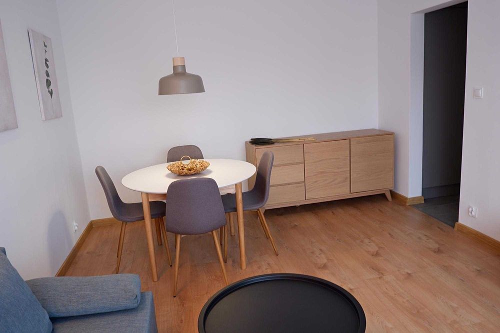 Mieszkanie 2 pokojowe z balkonem parking lokalizacja