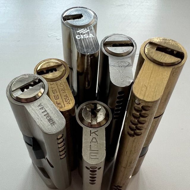 Открыть замок, Аварийное открытие, Открыть авто,Открыть дверь.