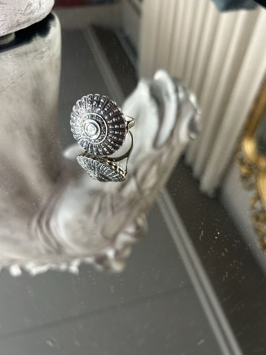 Anel joalharia antuga, prara ouro e diamantes