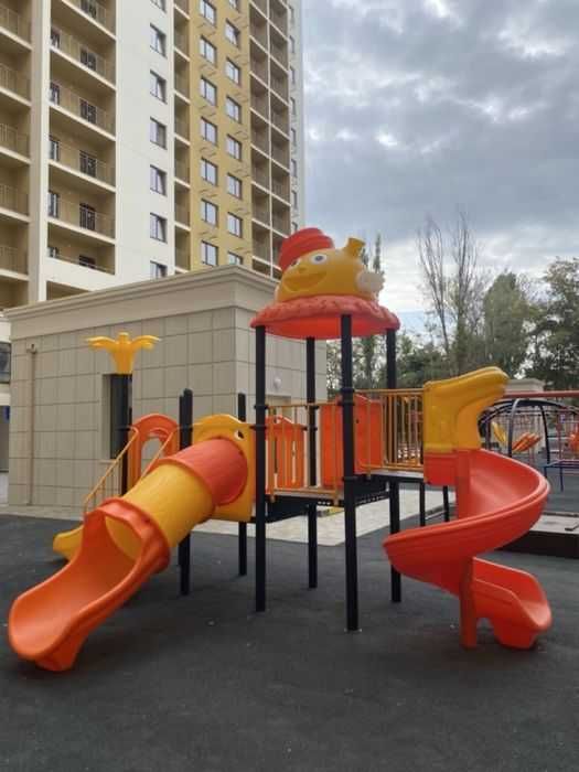 Продаж 2-кімн. с ремонтом на вул. Ярослава Мудрого Q