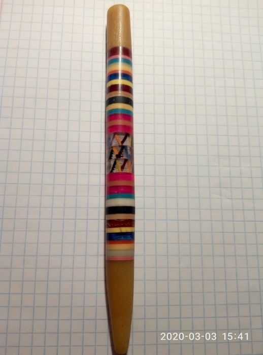 Шариковая ручка из оргстекла