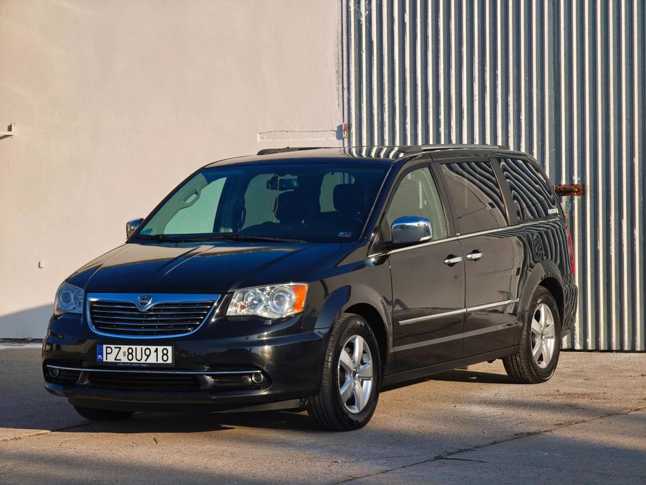 Lancia Voyager