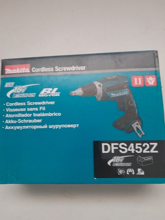 Makita DFS 452 Z