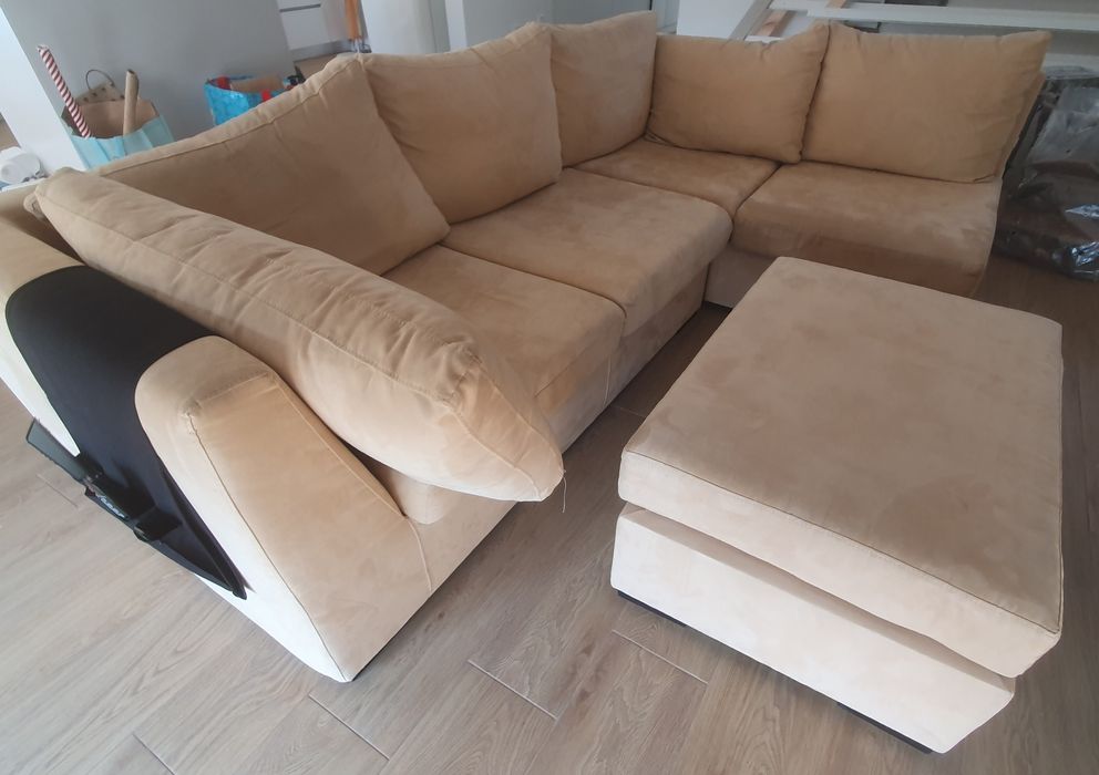 Sofá para sala mais puff