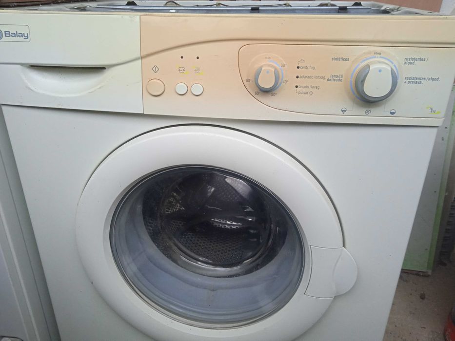 Máquina de lavar roupa Balay TS815