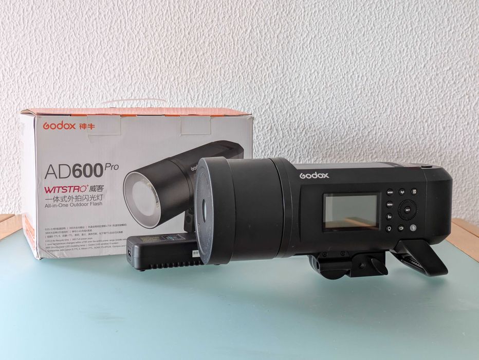 Flash Godox 600Pro