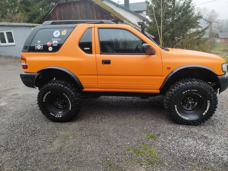 Frontera B 2.3 turbo 280km, lift 5" ,opony 35"