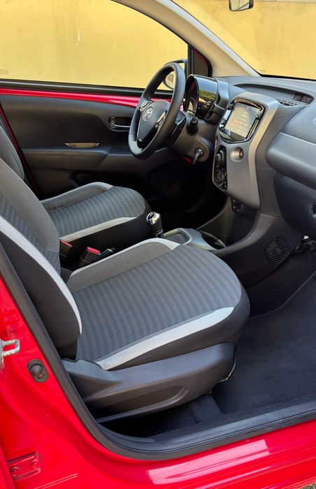 Toyota Aygo X 1.0 VVT-i Automático