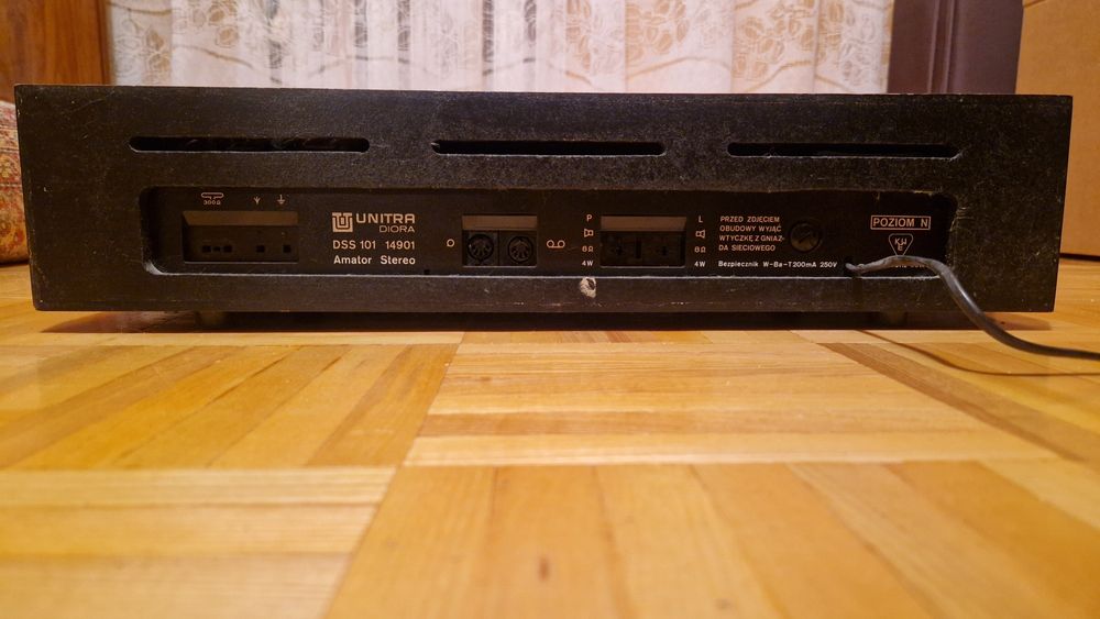 Gramofon Emanuel, radio - wzmacniacz i głośniki Tonsil ZG 10