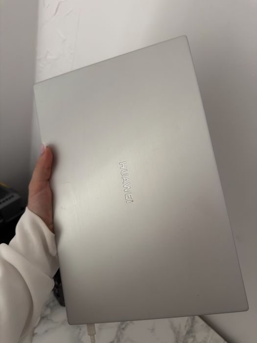 Laptop huawei matebook d14 256gb 8gb RAM