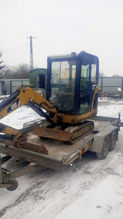 Minikoparka cat 301.6c  plus przyczepka niewiadów jako komplet