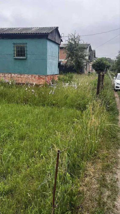 Дача в п'яти хвилинах від річки