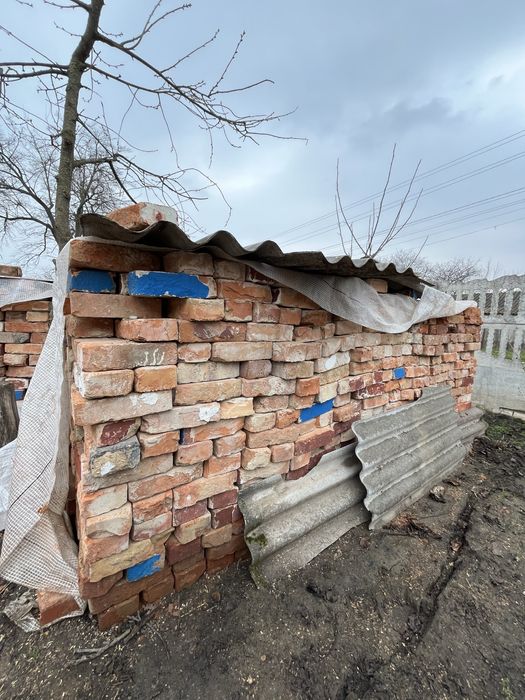 Кирпич червоний Б/У
