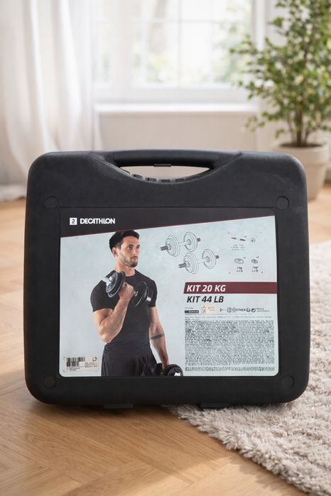 Zestaw hantli 20 kg – walizka – gwintowane gryfy