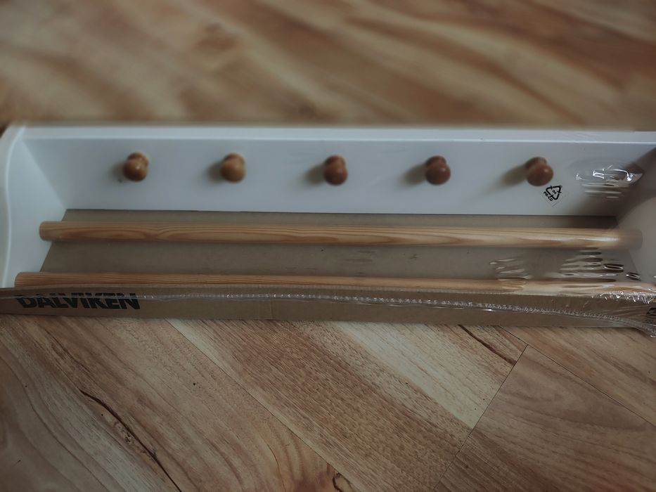 Wieszak ścienny Ikea