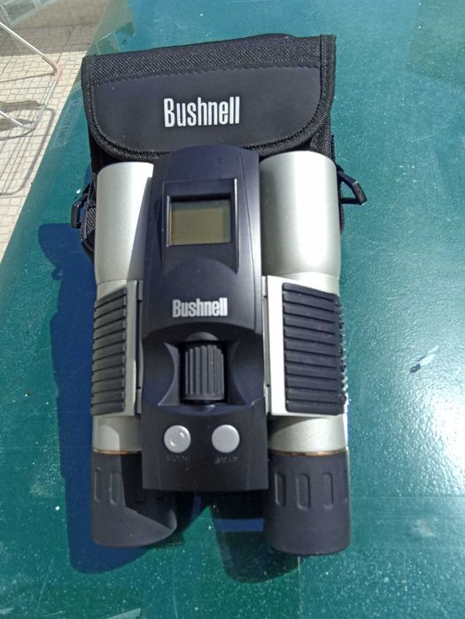 Binóculos Bushnell
