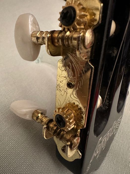 Gitara ukulele Sky Way premium edition