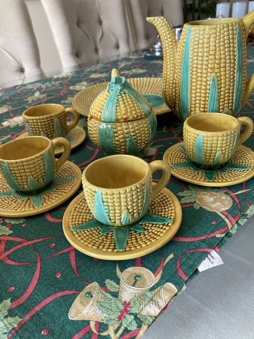 Loiça com motivos de milho