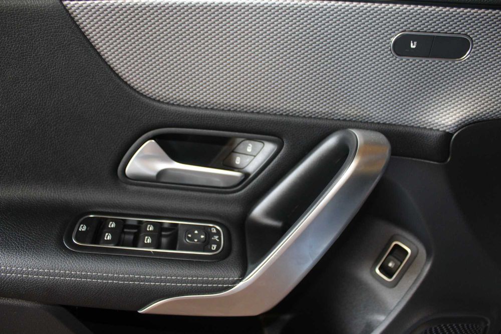Mercedes-Benz A250 e Style Plus