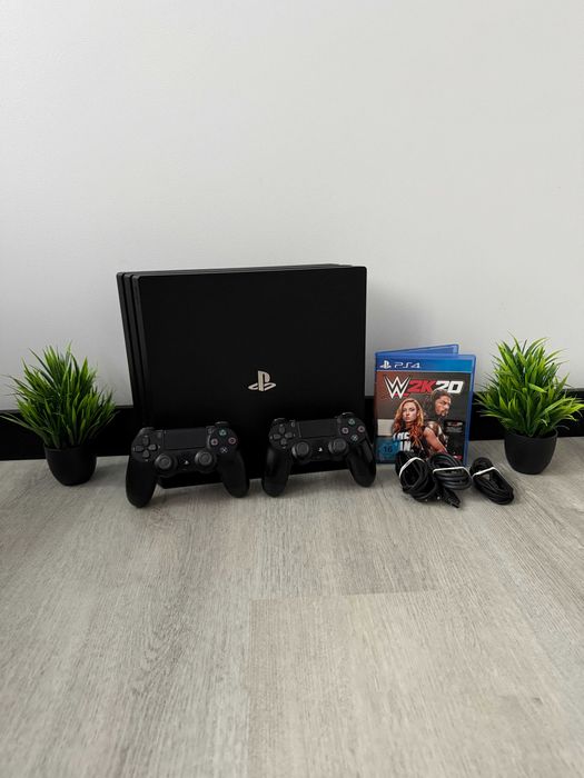 [PS4] Konsola SONY PlayStation 4 Pro 1TB (CUH-7216B) + 2 Pady + Gra
