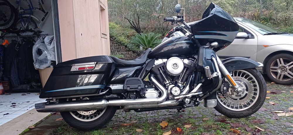 Harley Davidson Road Glide ULTRA FLTRU